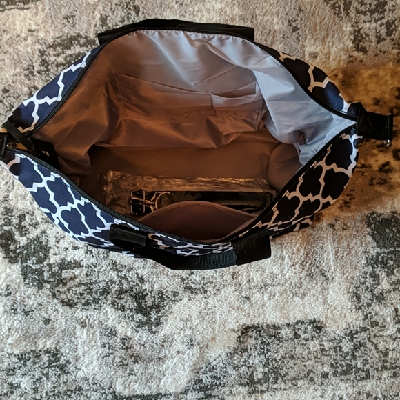 Dallas Cowboys Expandable Tote - Picture 4 of 4